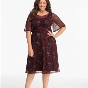 NWT KIYONNA Katarina Mesh Dress sz 2